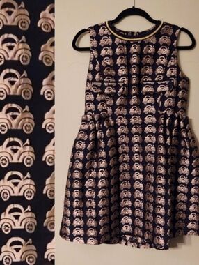 Connie & Na Mini Dress - Navy Blue & Gold Car Print -Sleeveless -Size Large NWOT